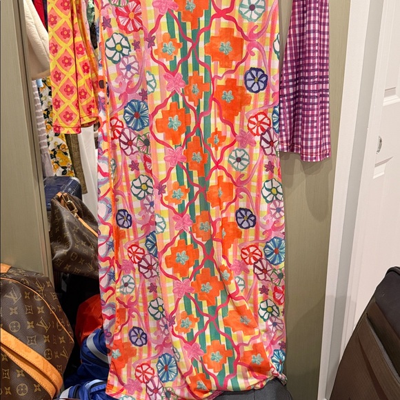 CeliaB Multicolor Long Sleeve Maxi Dress - Picture 7 of 10